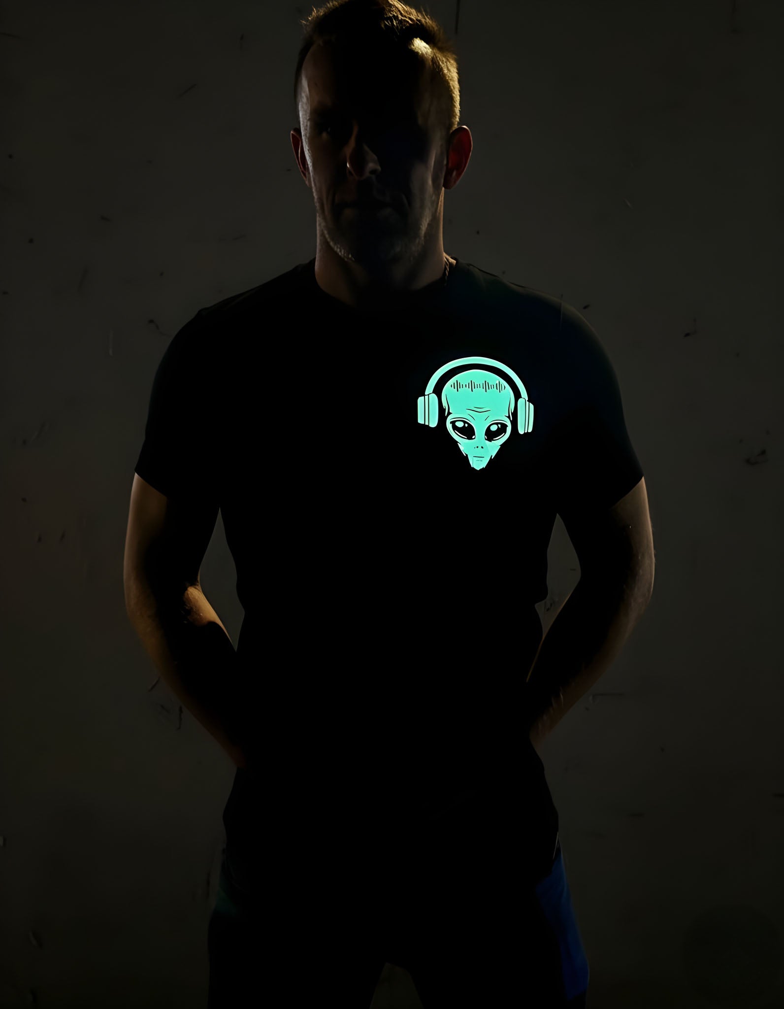 Glow in Dark ALIEN T-shirt – GOINGTORAVE